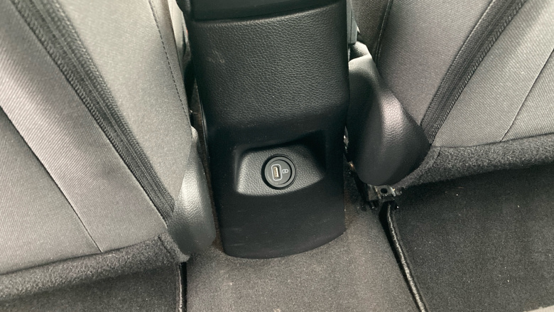 Kia Stonic 1.0T GDi 99 2 5dr DCT Petrol Estate